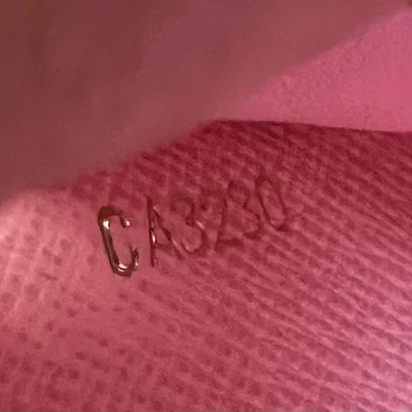 Limited Edition rare Zippy Monogram Vivienne 2020 Holiday Collection Long Wallet - Picture 10 of 14